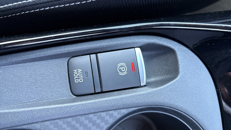 Nissan Juke 1.0 DiG-T 114 Tekna+ 5dr Petrol Hatchback